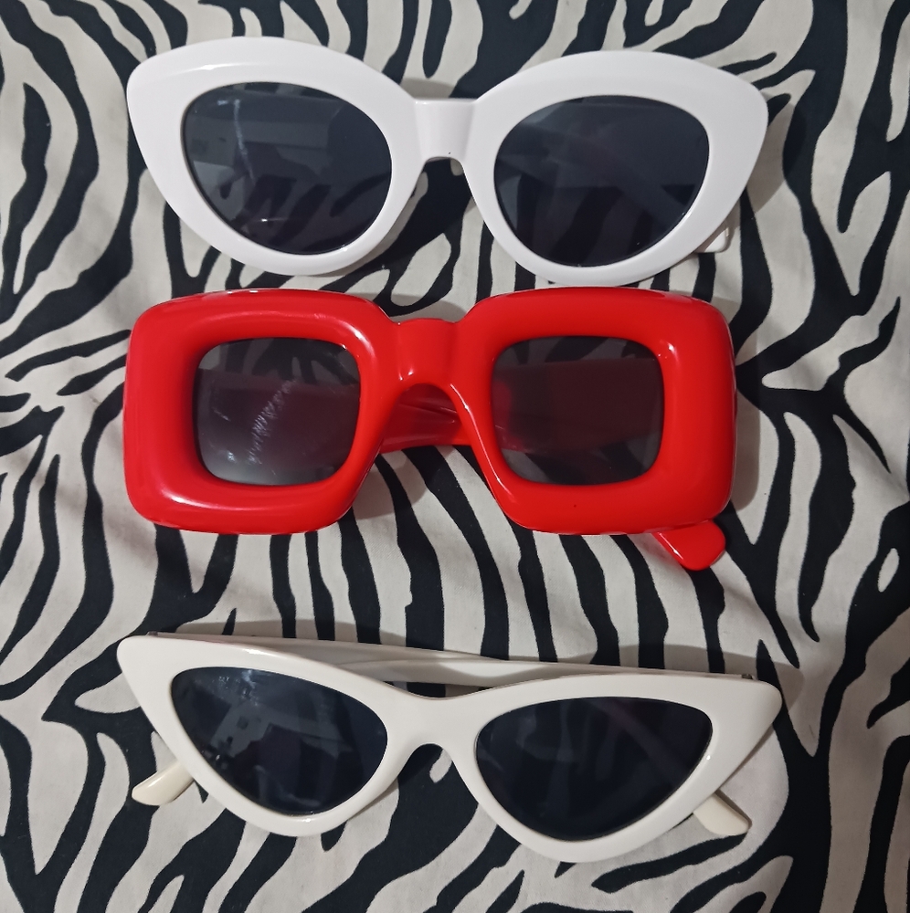 Bundle of Women Fashion cat ese & square  frame sunglasses